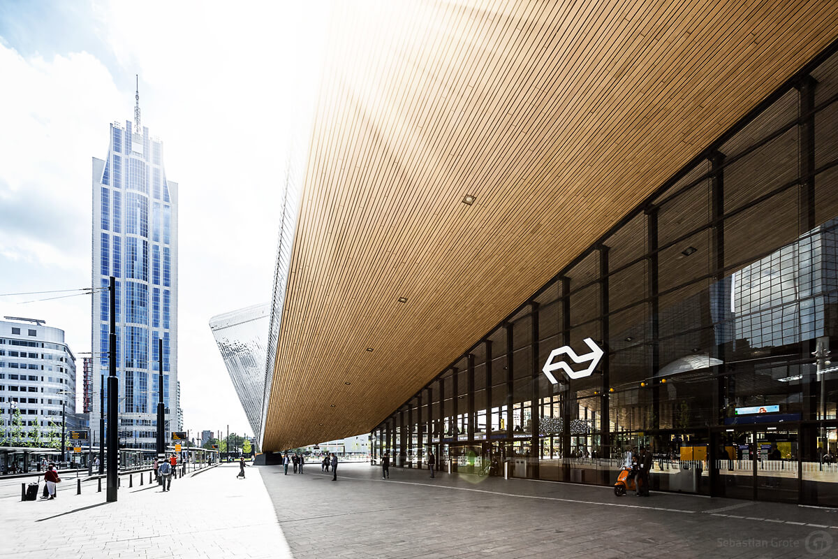 Architektur des Rotterdam Centraal Hauptbahnhofs